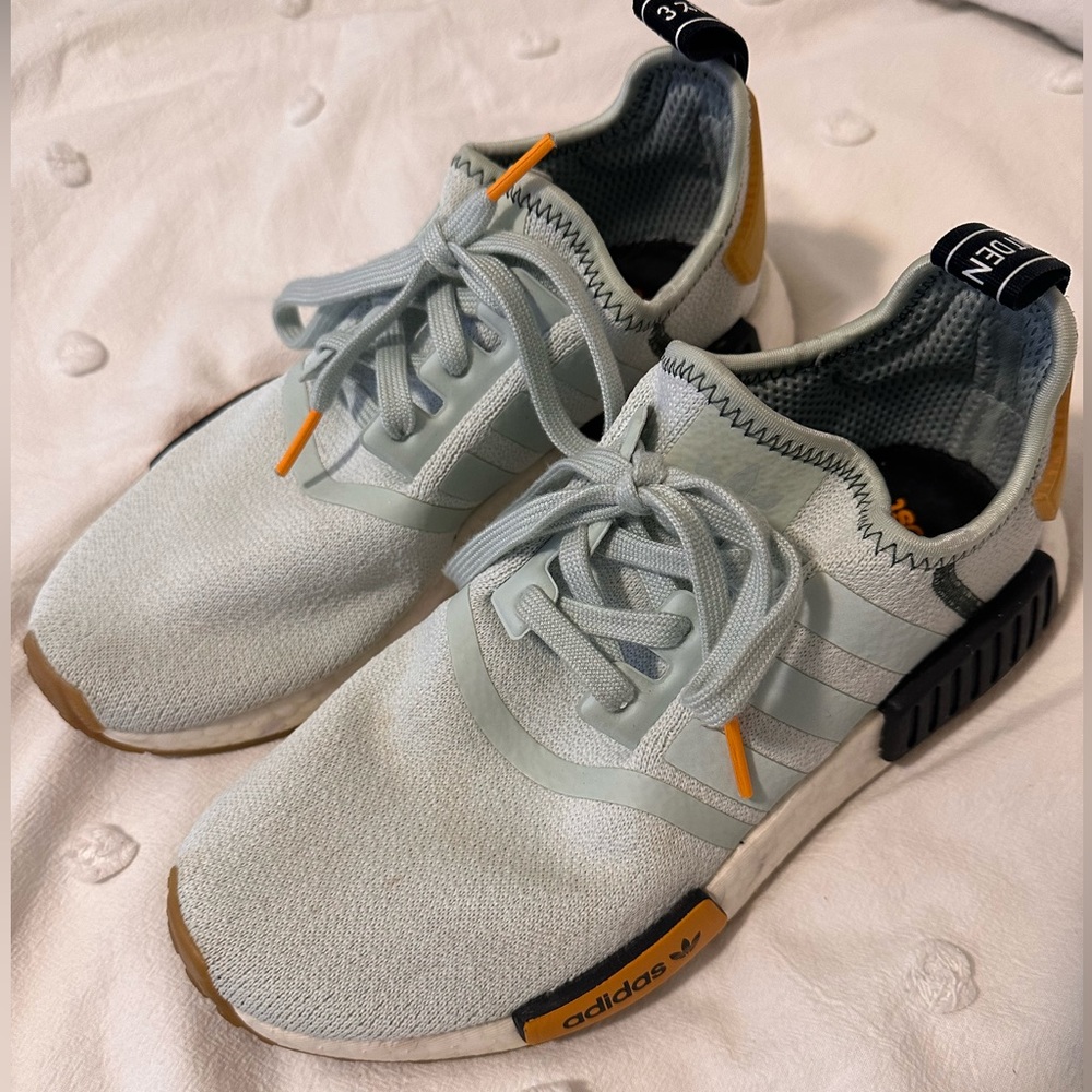 Women’s Adidas ultra-boost sneakers